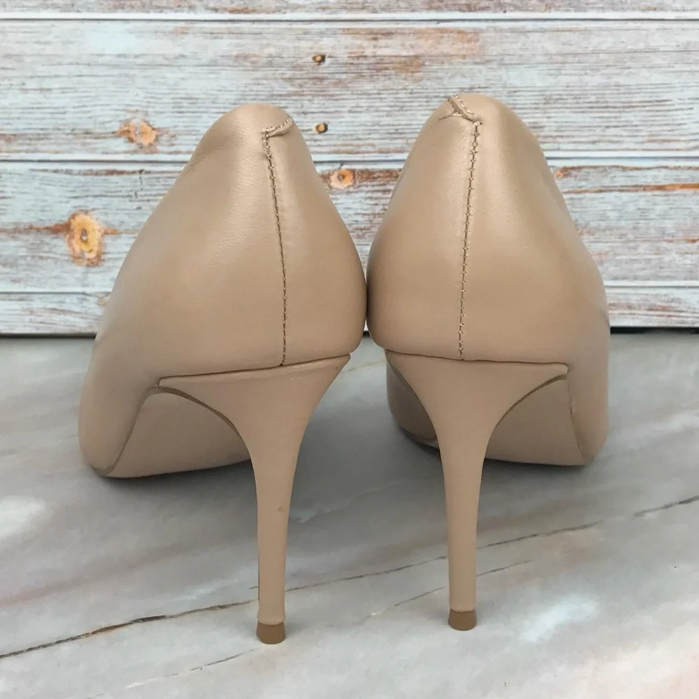 Steve Madden Luiza Stilettos in Nude/Beige